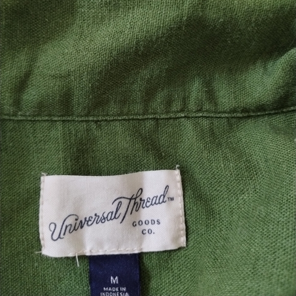 Universal Thread Linen Cropped Button Down Top size Medium - Picture 6 of 10